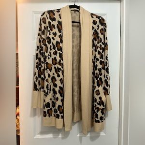 Womens Gibson Leopard Print Long Sweater Size L.